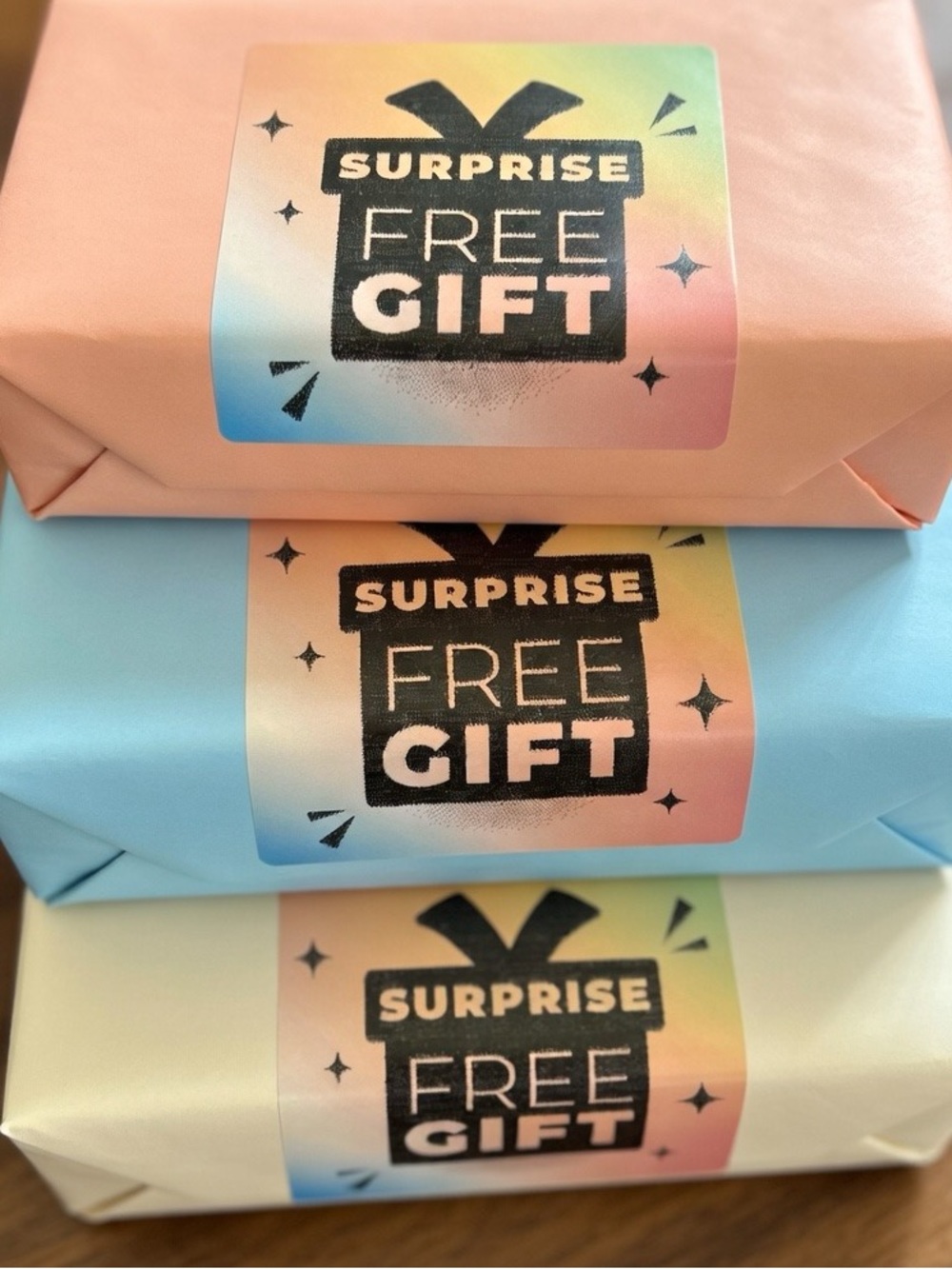 Surprise Free Gift Stickers 100ct. - Picture 2 of 6